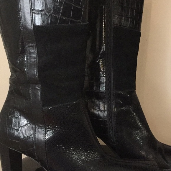 Multi-Patterned Black Heeled Boots - Picture 2 of 4